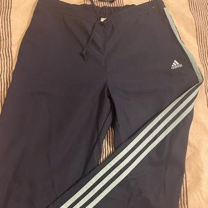 Adidas size medium navy capri pants